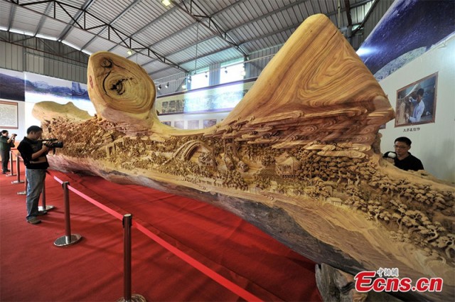 plus-grande-sculpture-arbre-Zheng-Chunhui-640×425